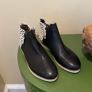 Rollie Australia 🇦🇺 🔥Sale🔥black leather boots 🥾NWOT